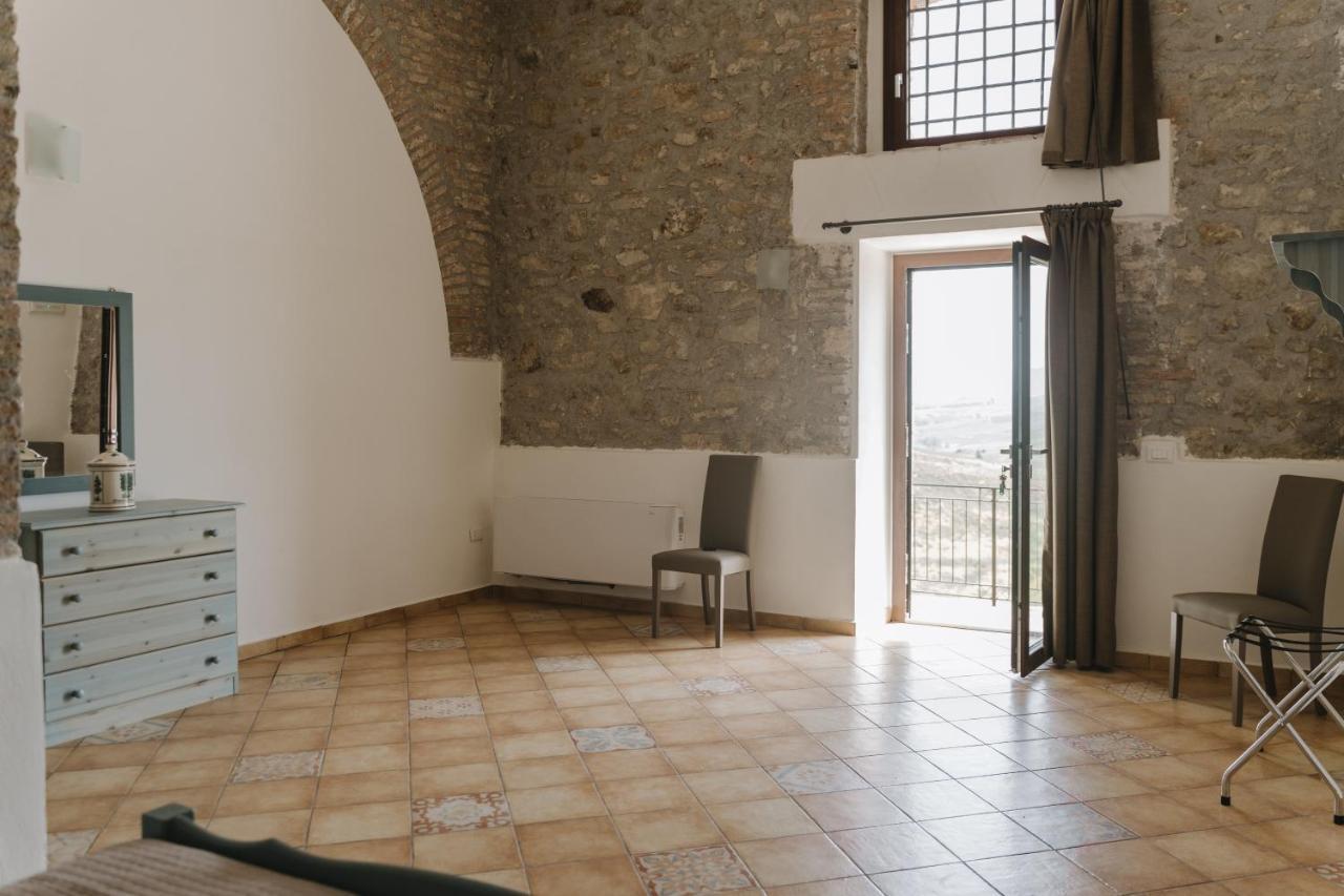 Camporeale Masseria Baglio Perciata מראה חיצוני תמונה